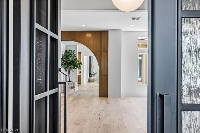 10205 Orkiney Drive, Las Vegas, NV 89144