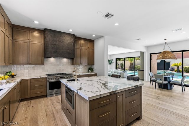 10205 Orkiney Drive, Las Vegas, NV 89144