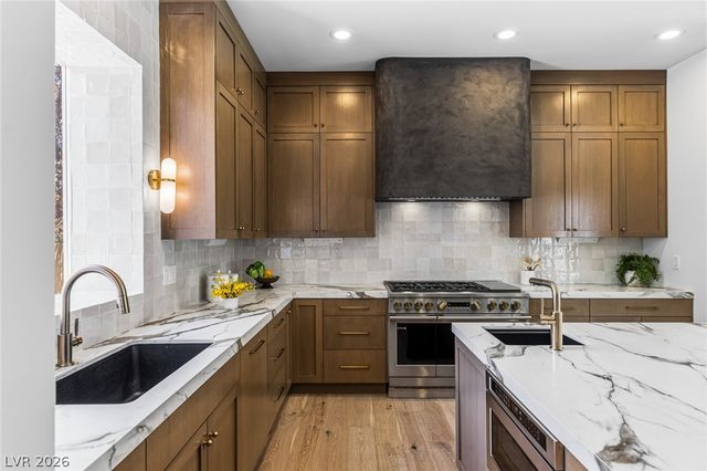 10205 Orkiney Drive, Las Vegas, NV 89144