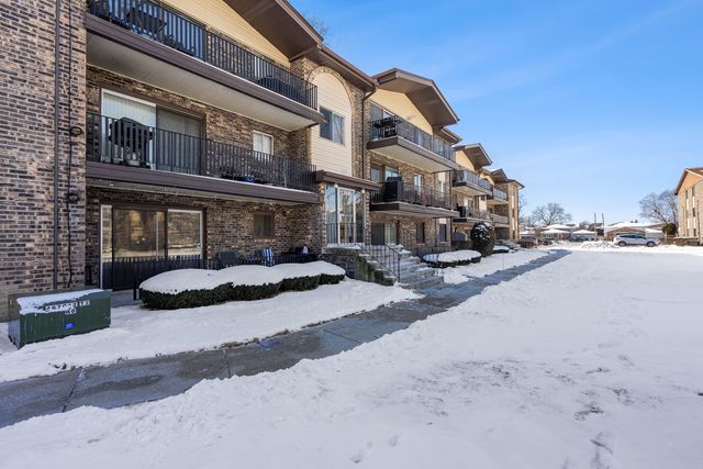 13540 Lawler Avenue 76, Crestwood, IL 60418