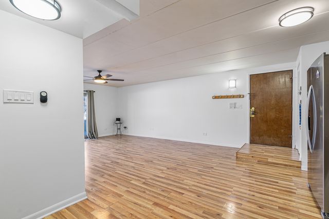 13540 Lawler Avenue 76, Crestwood, IL 60418