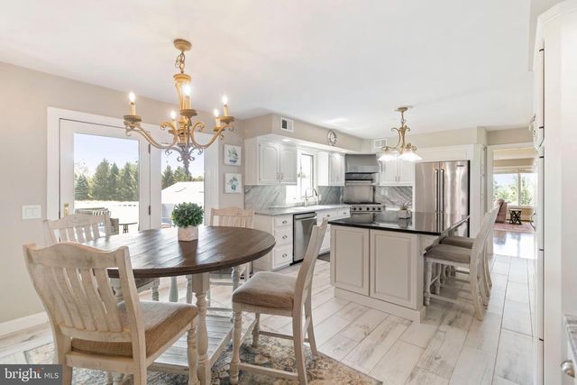 11 BEAVERS RD, Califon, NJ 07830