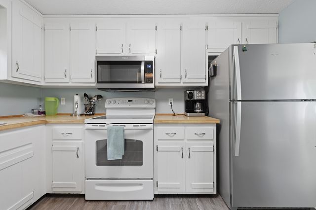 5 Dix Road, Ipswich, MA 01938