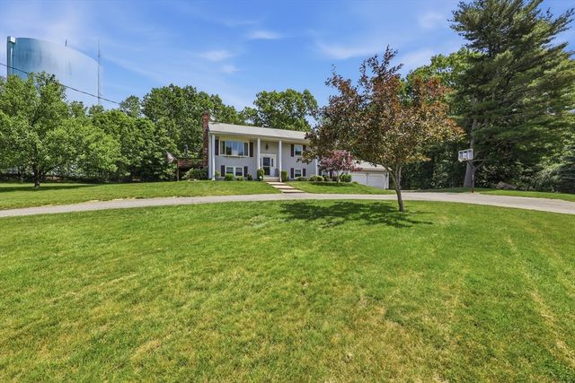 5 Dix Road, Ipswich, MA 01938