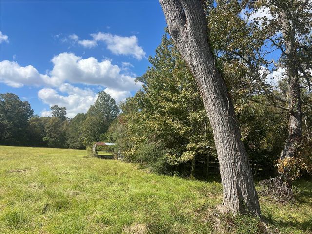 4304 Farm Market 352, Corrigan, TX 75939