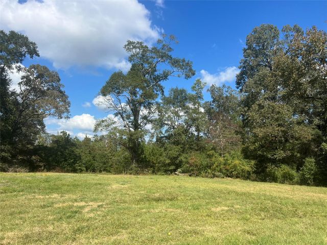 4304 Farm Market 352, Corrigan, TX 75939