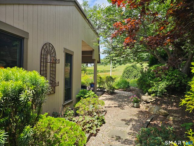 75 Mallard Drive 75, Farmington, CT 06001