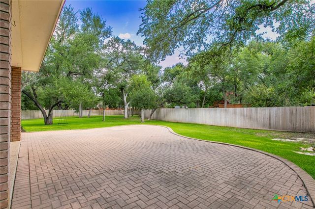 11503 Meredith Drive, Belton, TX 76513