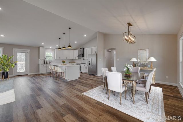 4313 Whispering Woods Road, Farmington, MO 63640