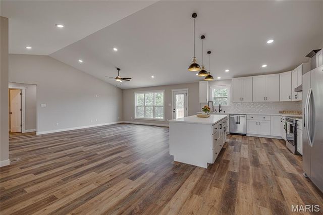 4313 Whispering Woods Road, Farmington, MO 63640