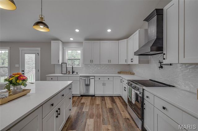 4313 Whispering Woods Road, Farmington, MO 63640
