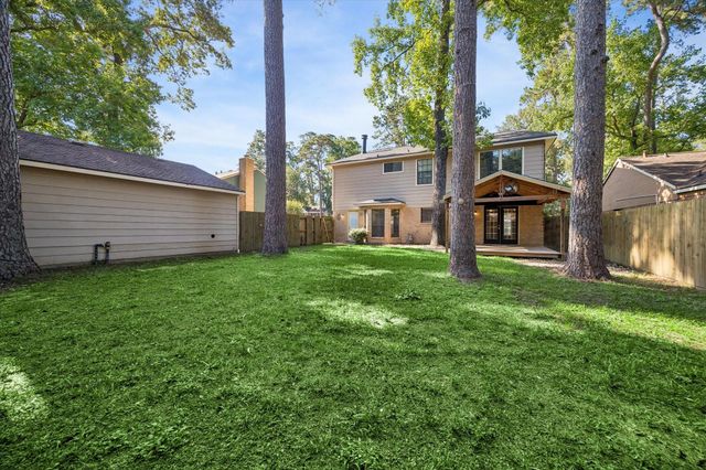 2710 Golden Leaf Drive, Houston, TX 77339