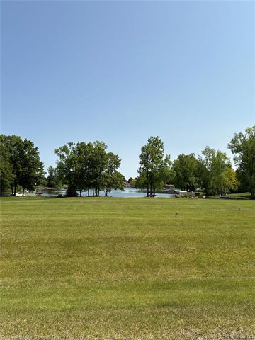 0 Mallards Landing, Highland, MI 48357