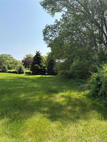 0 Mallards Landing, Highland, MI 48357