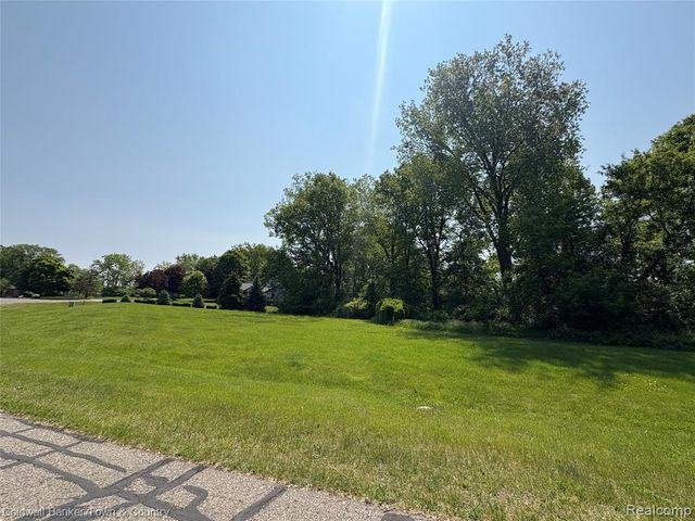 0 Mallards Landing, Highland, MI 48357