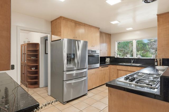 9805 Carmel Valley Road, Carmel, CA 93923