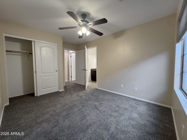 3721 E KERRY Lane, Phoenix, AZ 85050