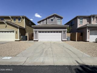 3721 E KERRY Lane, Phoenix, AZ 85050
