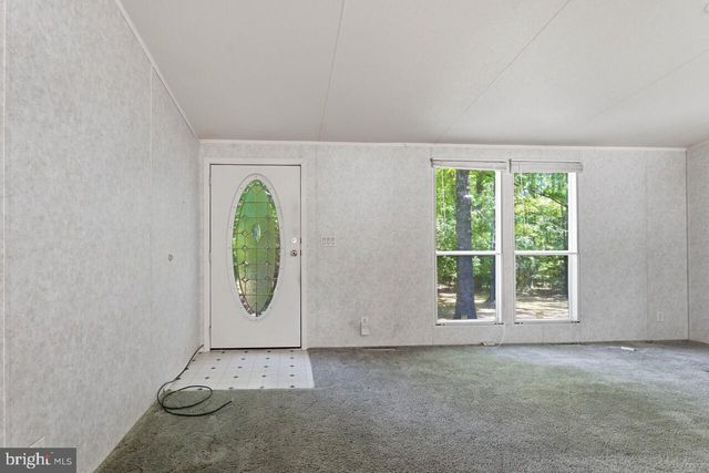 5493 MUDVILLE RD, Woodford, VA 22580