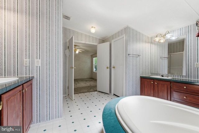 5493 MUDVILLE RD, Woodford, VA 22580