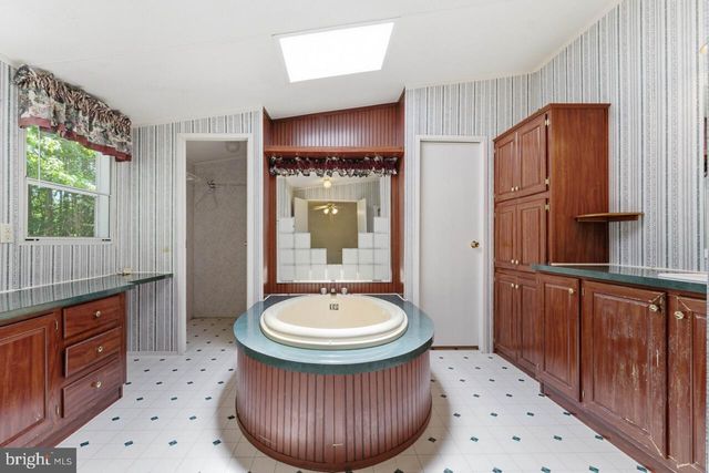 5493 MUDVILLE RD, Woodford, VA 22580