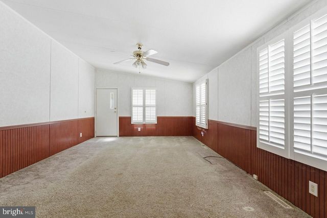 5493 MUDVILLE RD, Woodford, VA 22580