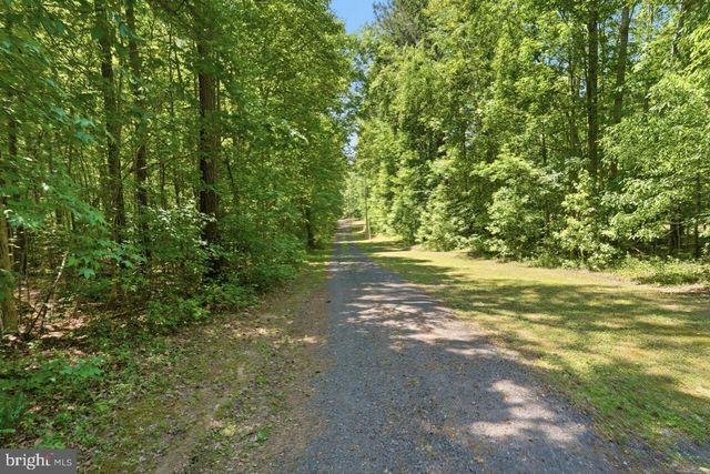 5493 MUDVILLE RD, Woodford, VA 22580
