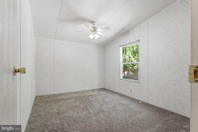 5493 MUDVILLE RD, Woodford, VA 22580