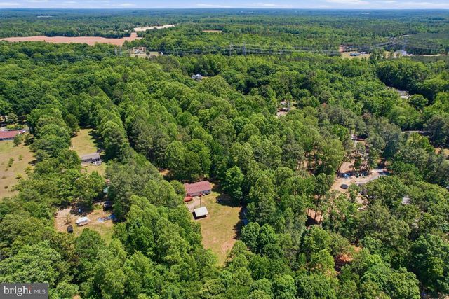5493 MUDVILLE RD, Woodford, VA 22580