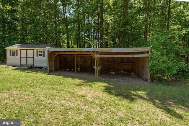 5493 MUDVILLE RD, Woodford, VA 22580