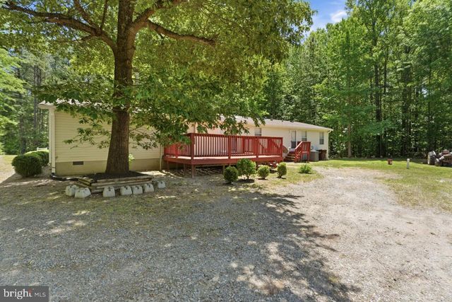 5493 MUDVILLE RD, Woodford, VA 22580