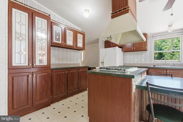 5493 MUDVILLE RD, Woodford, VA 22580