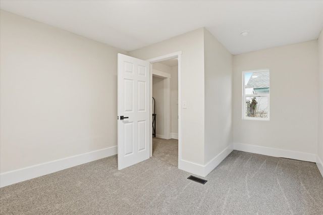 5223 N Monroe St, Spokane, WA 99205