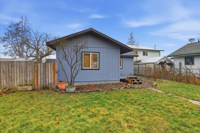 5223 N Monroe St, Spokane, WA 99205