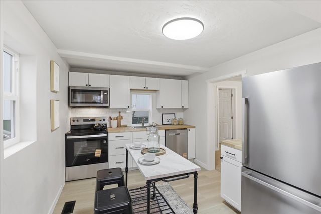 5223 N Monroe St, Spokane, WA 99205