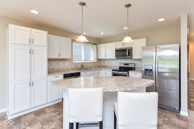 8611 Fawn Way, Mccordsville, IN 46055