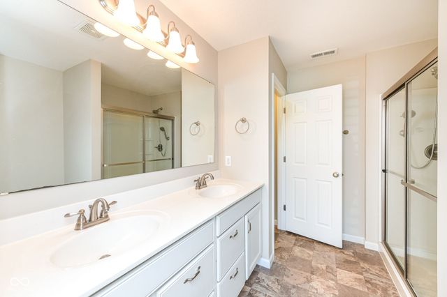 8611 Fawn Way, Mccordsville, IN 46055