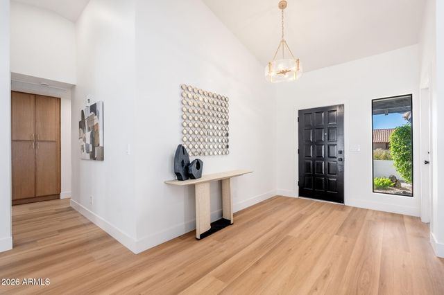 6050 E Betty Elyse Lane, Scottsdale, AZ 85254