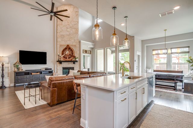 11808 Toppell Trail, Fort Worth, TX 76052