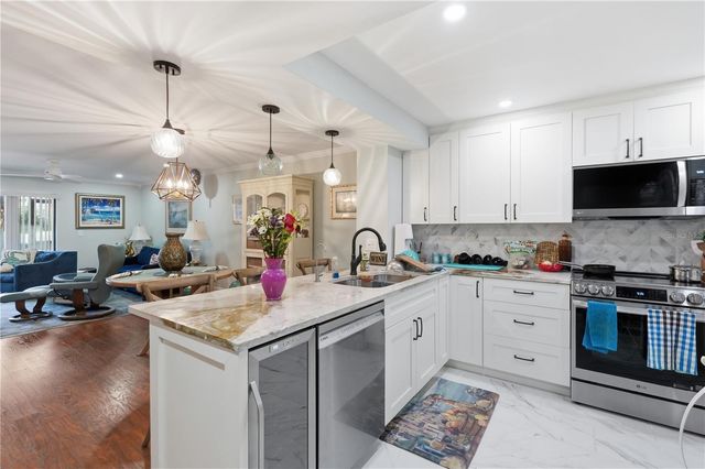 3505 TARPON WOODS BOULEVARD G405, Palm Harbor, FL 34685