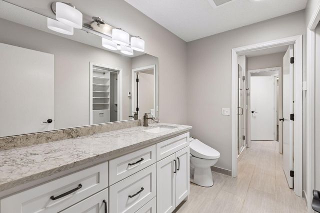 1691 Brueberry Lane, Arden Hills, MN 55112