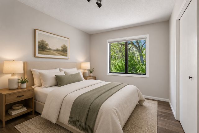 1691 Brueberry Lane, Arden Hills, MN 55112