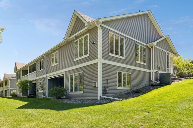 1691 Brueberry Lane, Arden Hills, MN 55112