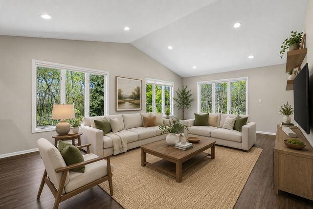 1691 Brueberry Lane, Arden Hills, MN 55112