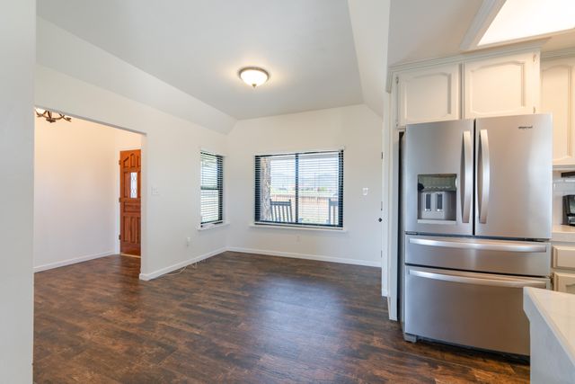 21620 Ginger Court, Tehachapi, CA 93561