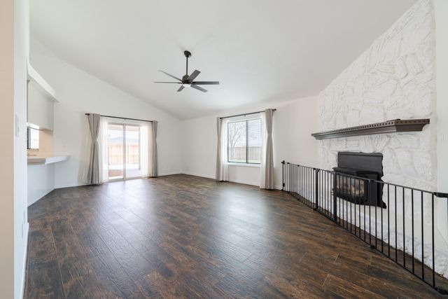 21620 Ginger Court, Tehachapi, CA 93561