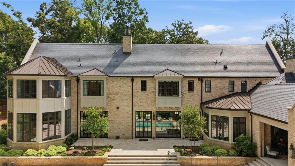 Image 118 of property listing at 5420 Buice Road, Johns Creek, GA 30022