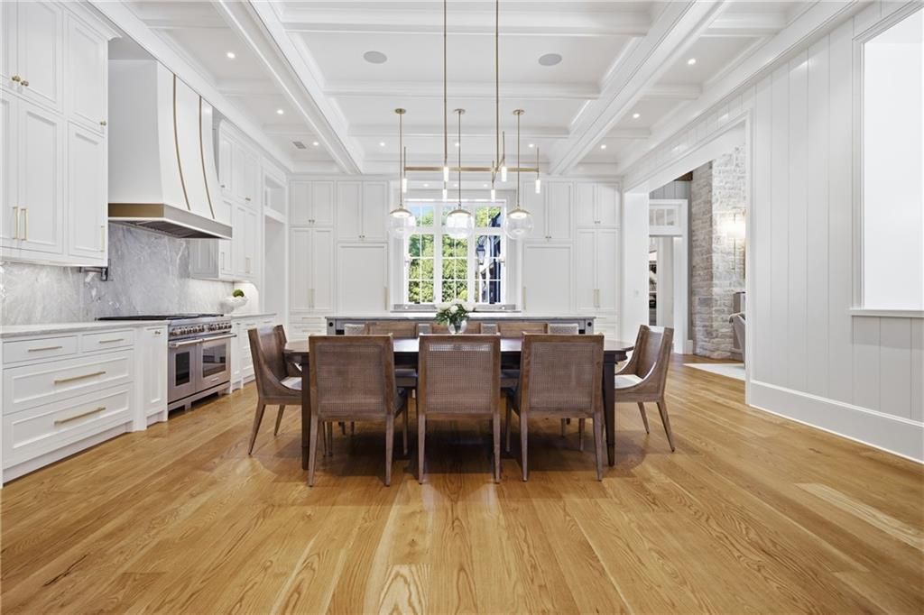 Image 17 of property listing at 5420 Buice Road, Johns Creek, GA 30022