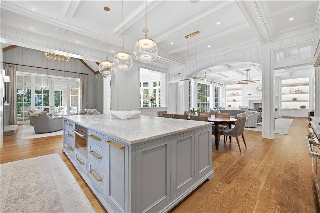 Image 20 of property listing at 5420 Buice Road, Johns Creek, GA 30022
