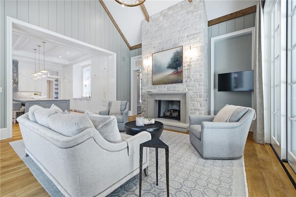 Image 28 of property listing at 5420 Buice Road, Johns Creek, GA 30022